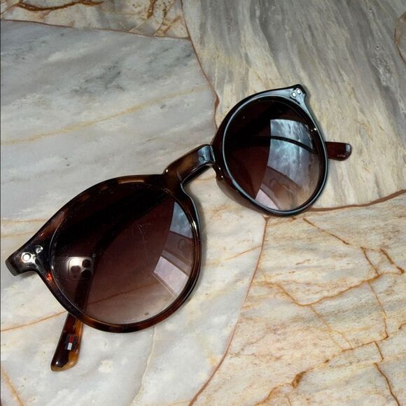 Tommy Hilfiger Brown Sunglasses main image 6